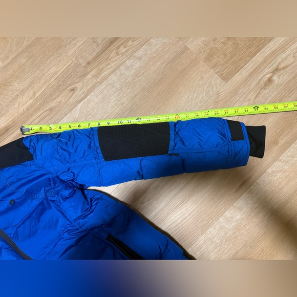 Luxury Gucci Youth Down Blue Hooded Jacket with Black Accents (Waterproof) - Picture 13 of 16